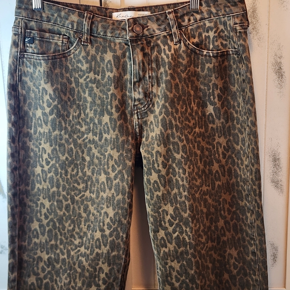 KanCan High Rise Leopard Jeans - Picture 8 of 11